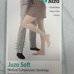 Juzo Soft Compression Socks 20-30 mmHg Size 3 Petite Beige NEW